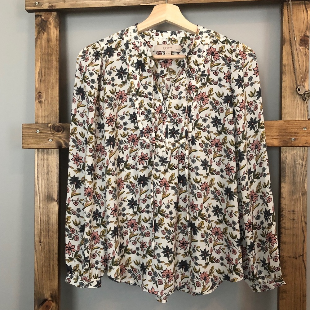 LOFT Feminine and Flowy Floral Blouse